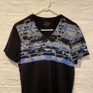 Calvin Klein body fit t shirt size m v neck